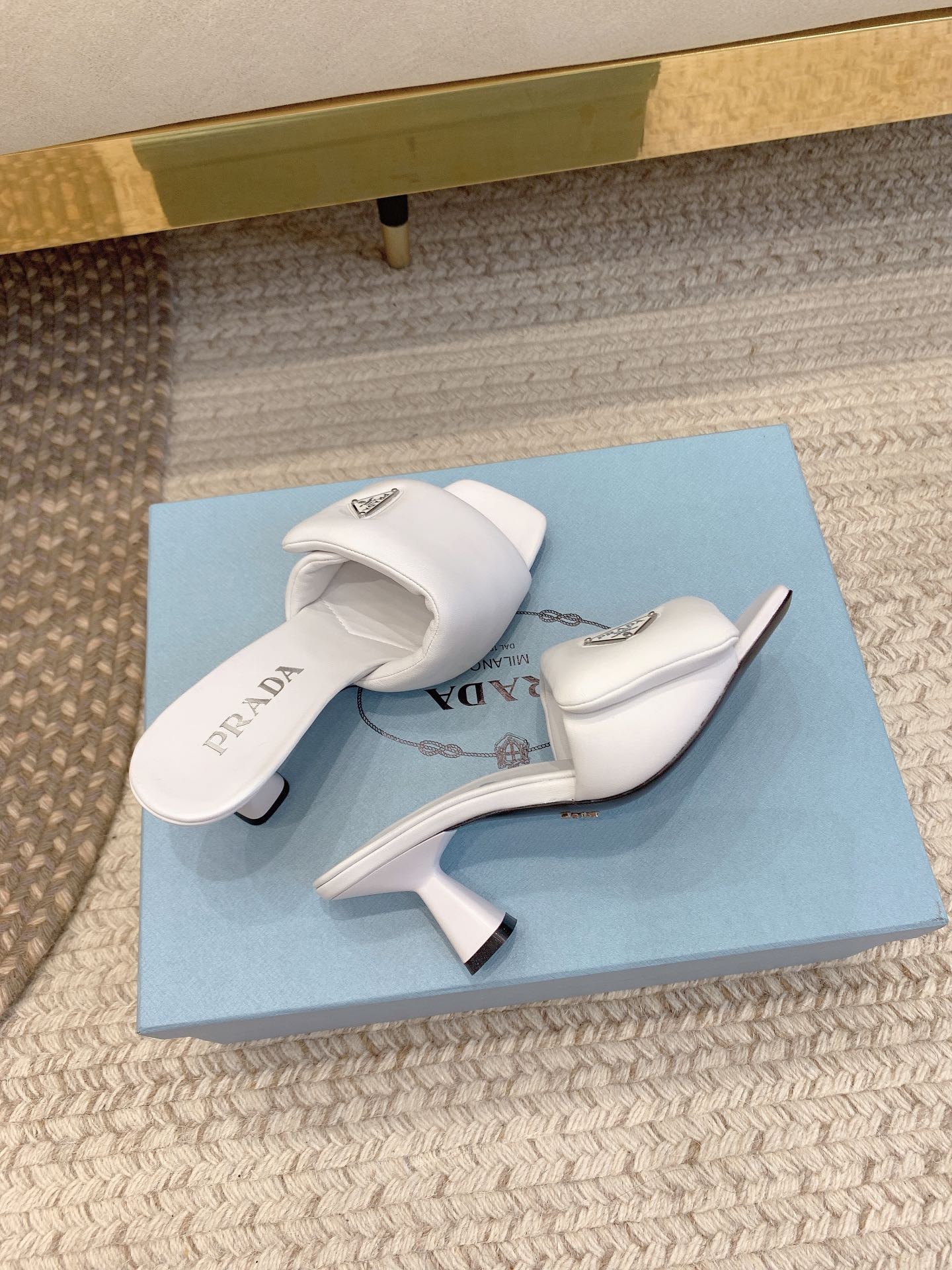 CA785171-5FEA-49D5-B964-1F443FB60F9B