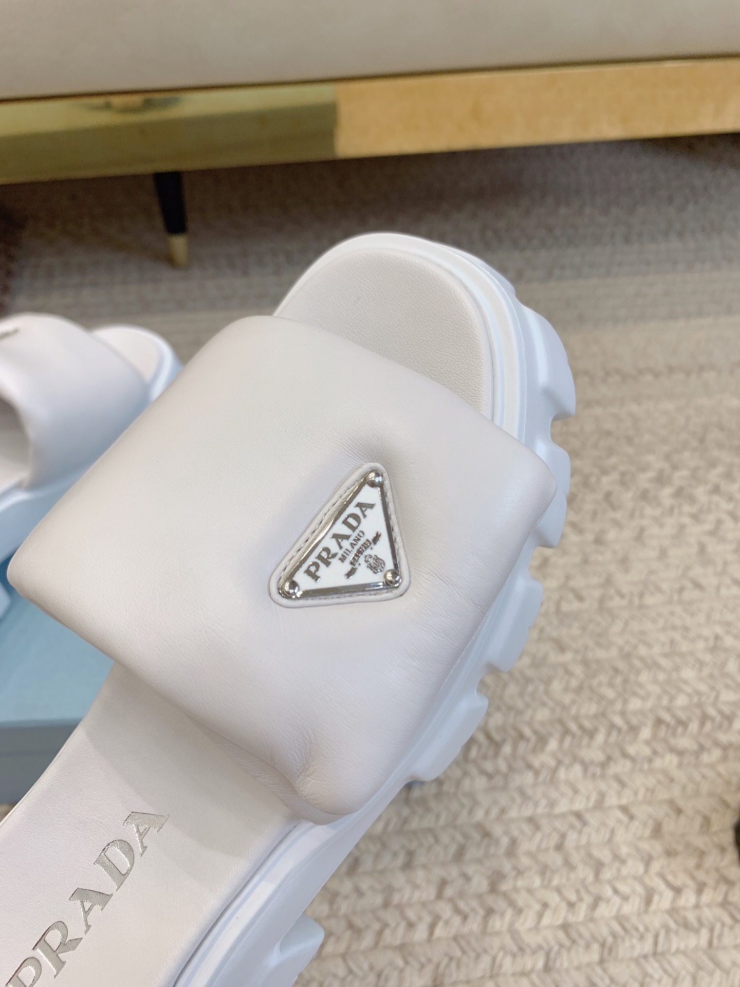 7B8199A8-CF44-4561-9D0A-31749333515F