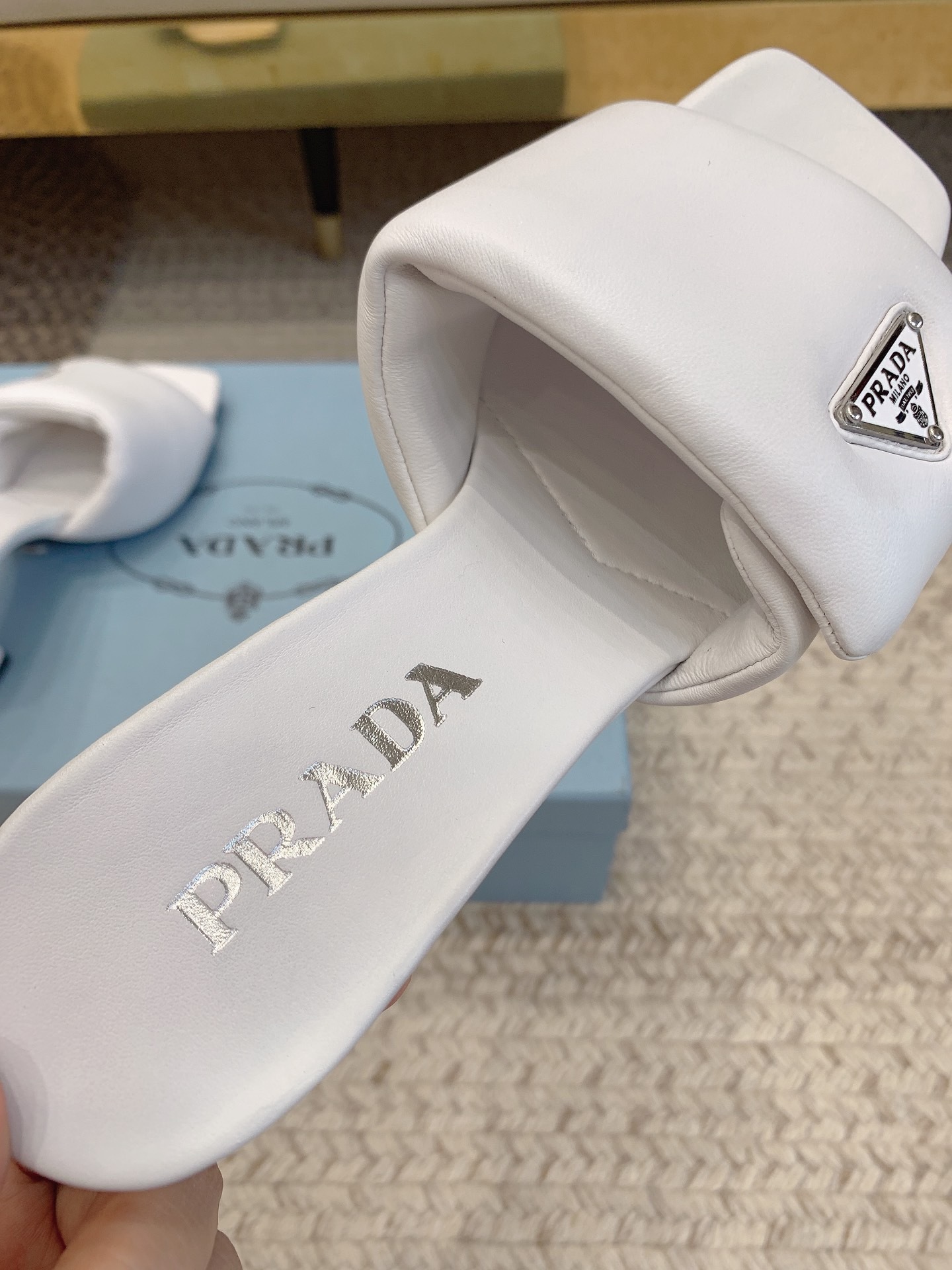 311423D6-154B-45A6-9EC6-5132FDD95897