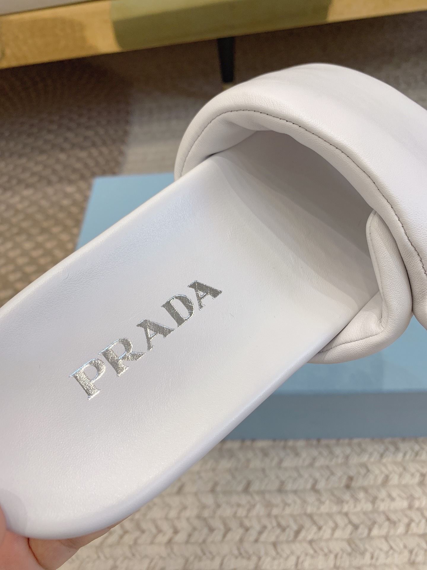 128C066A-2533-4EFB-B70D-6C6539E81F0F