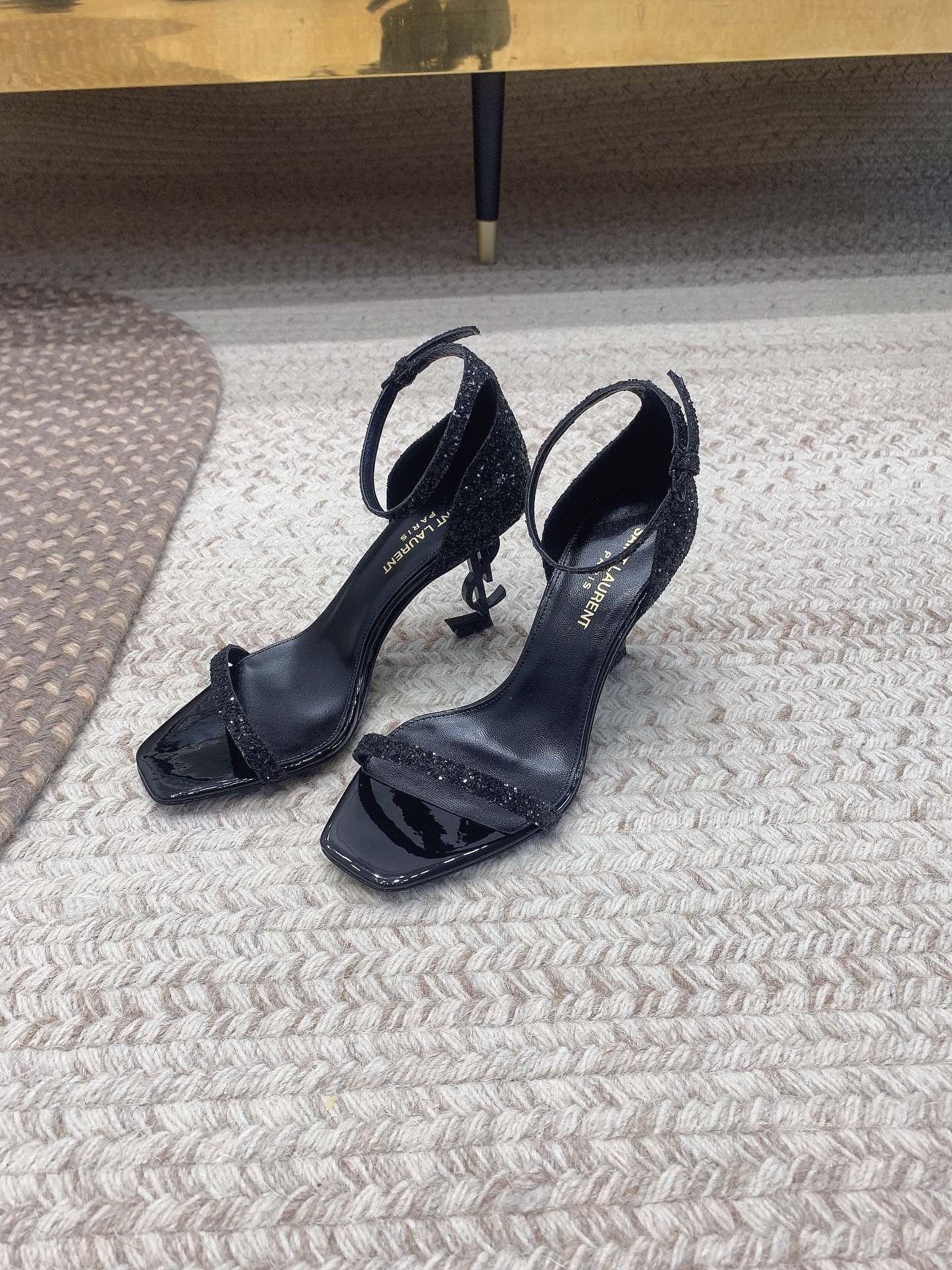 E69ADDEF-625D-4AAC-997F-BE1D79D2CAAA