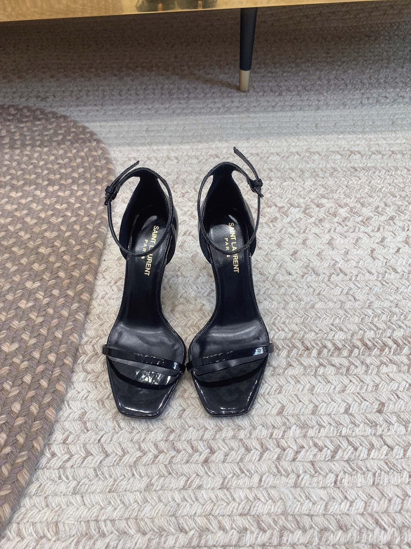 3492561B-F035-4E5C-8D70-C62DFD93C77D