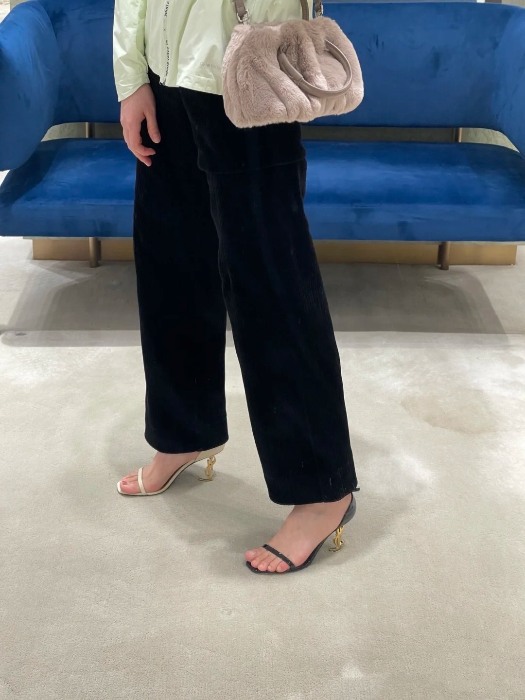 45972353-F9C7-4C6F-A47E-65152586669F