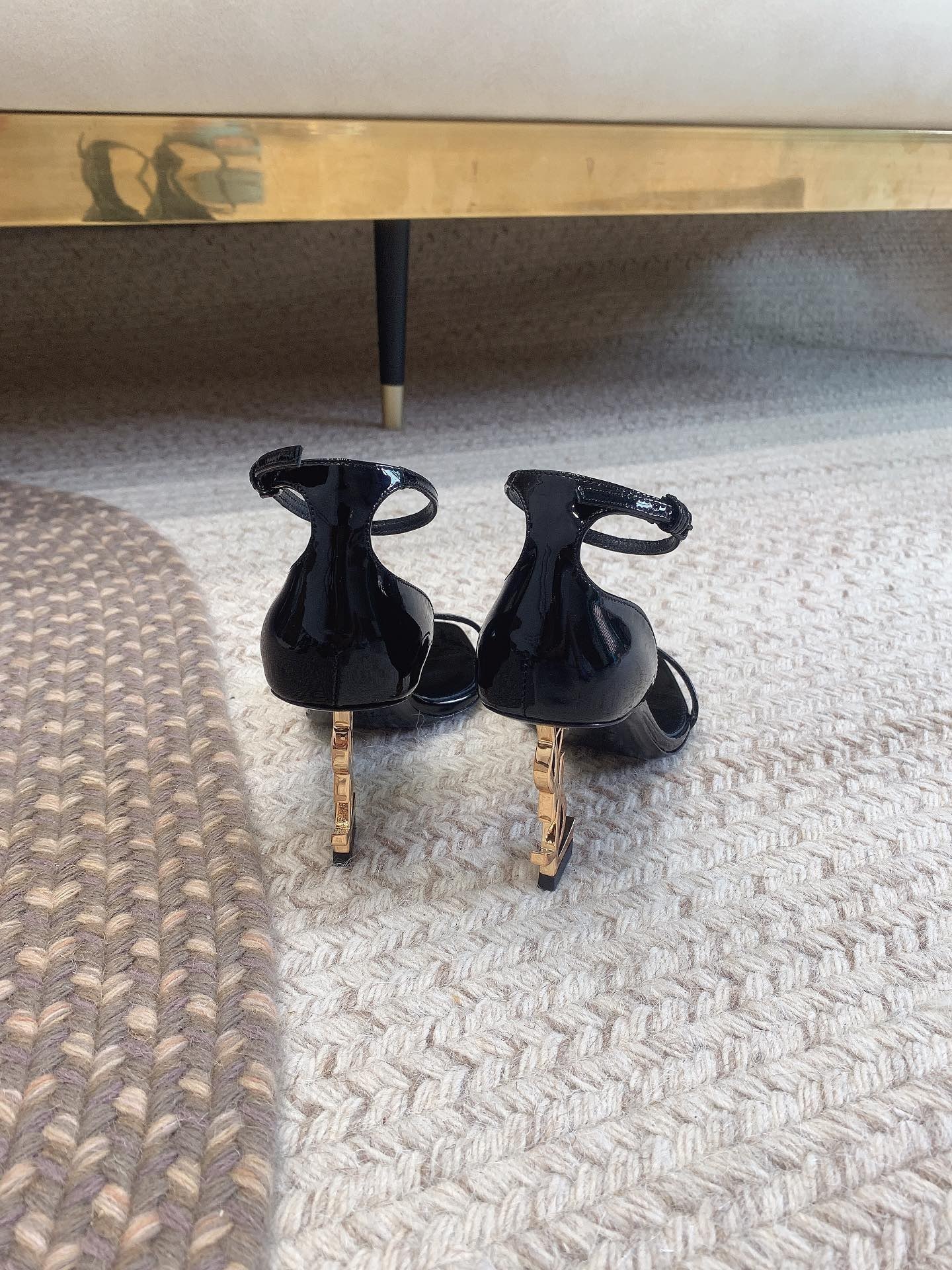 B20C6527-B16C-43CA-8100-26BF299D6AF9