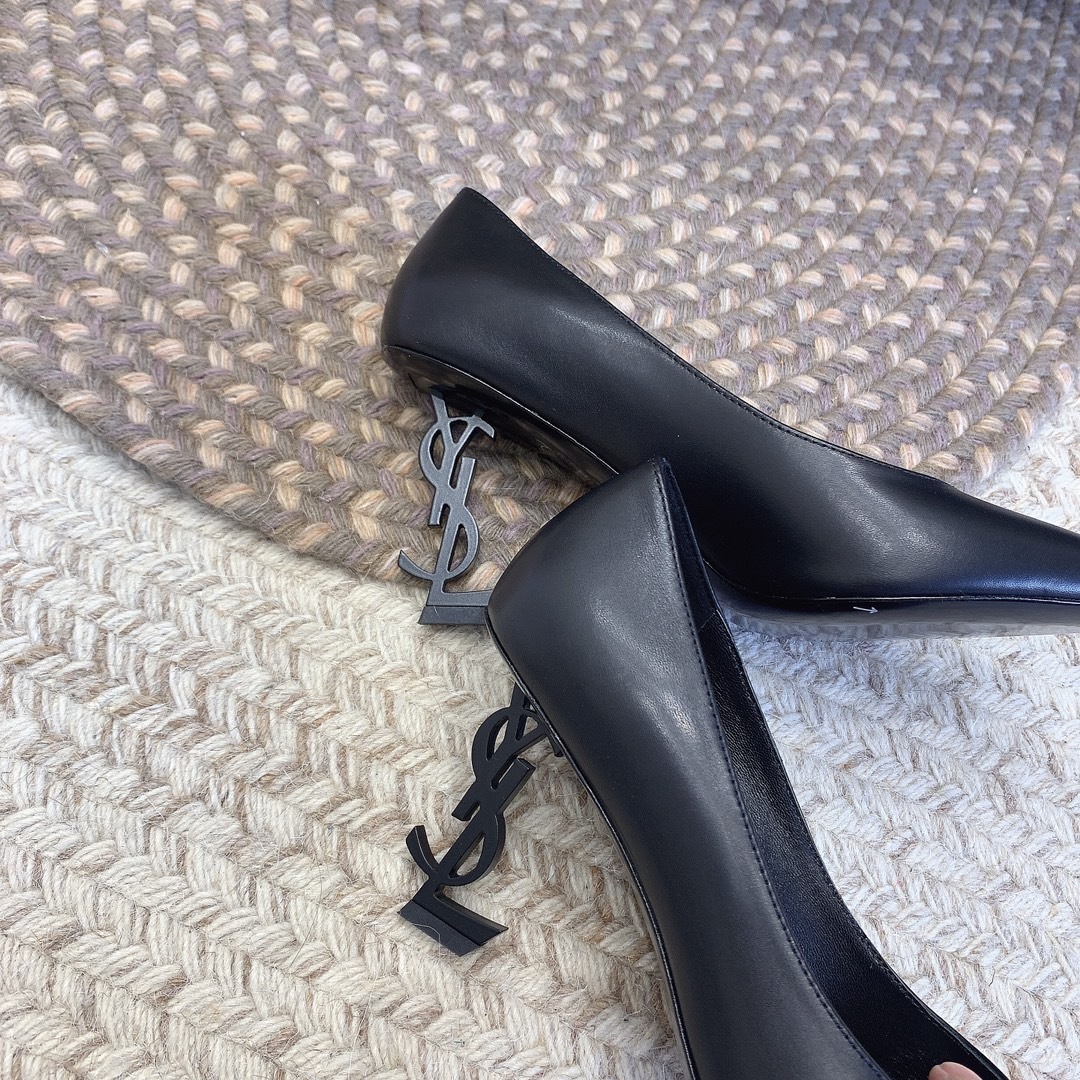 75676B58-961E-4FD1-A6E8-7C4A9F00F859