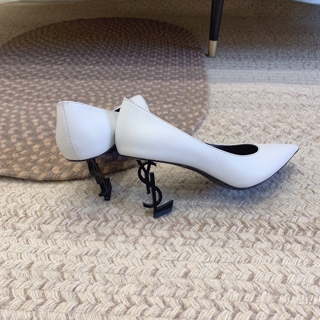 0FA3A976-AD1B-4480-BBB4-CDB9E770E354