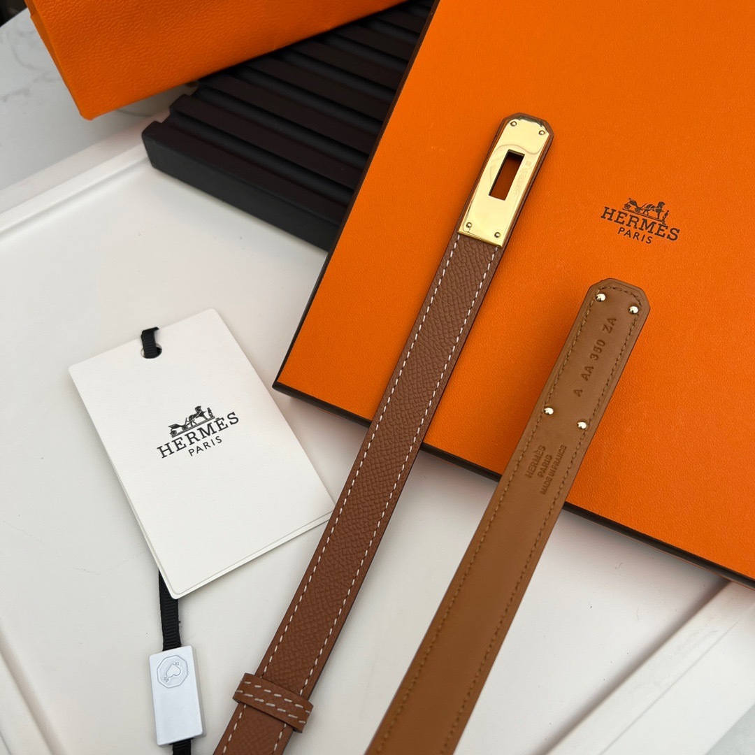 6725DE69-FBBD-4BFC-A217-2C2AE1DF0030