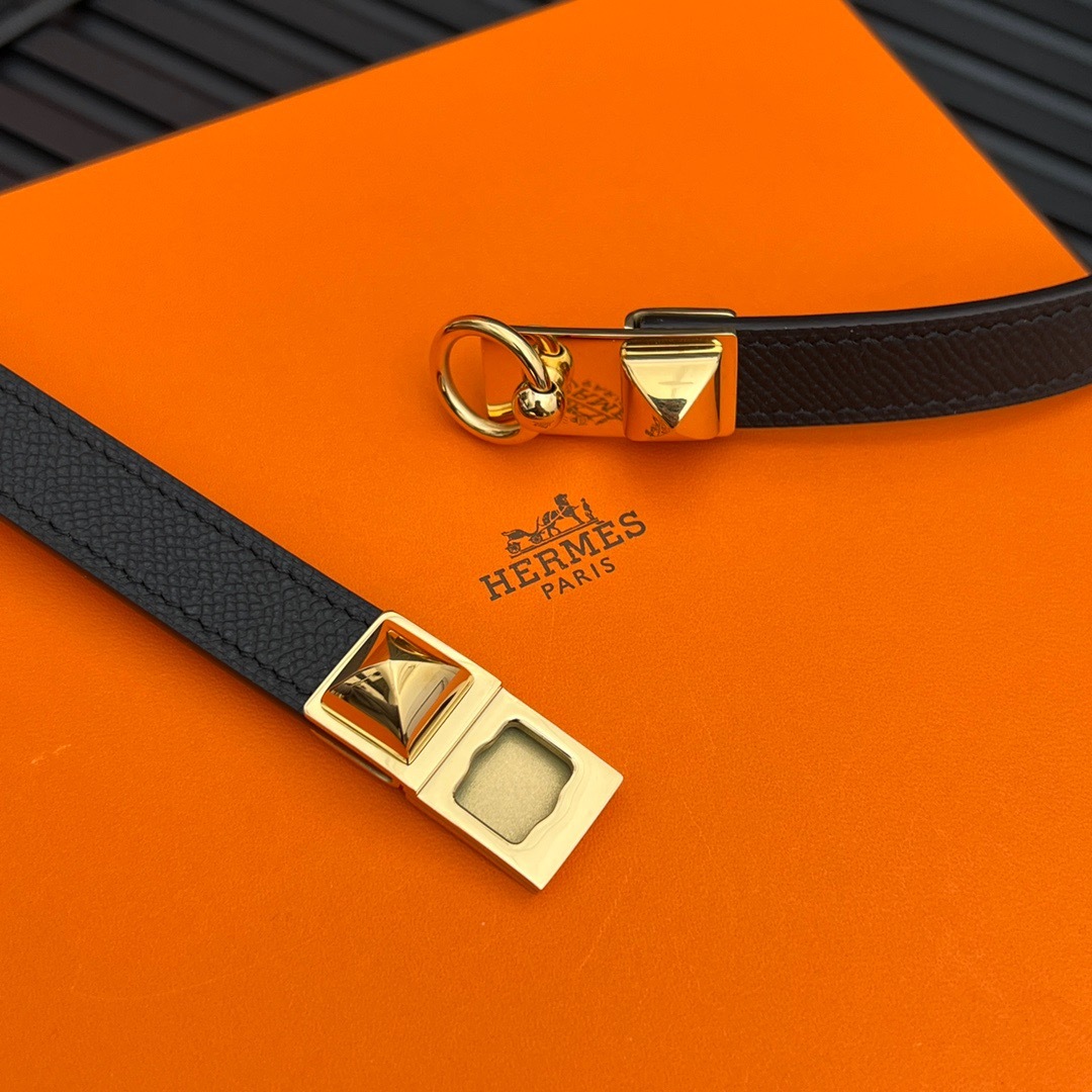 C60CFCCE-62A5-4D0F-8556-AC2CFE8A1C87