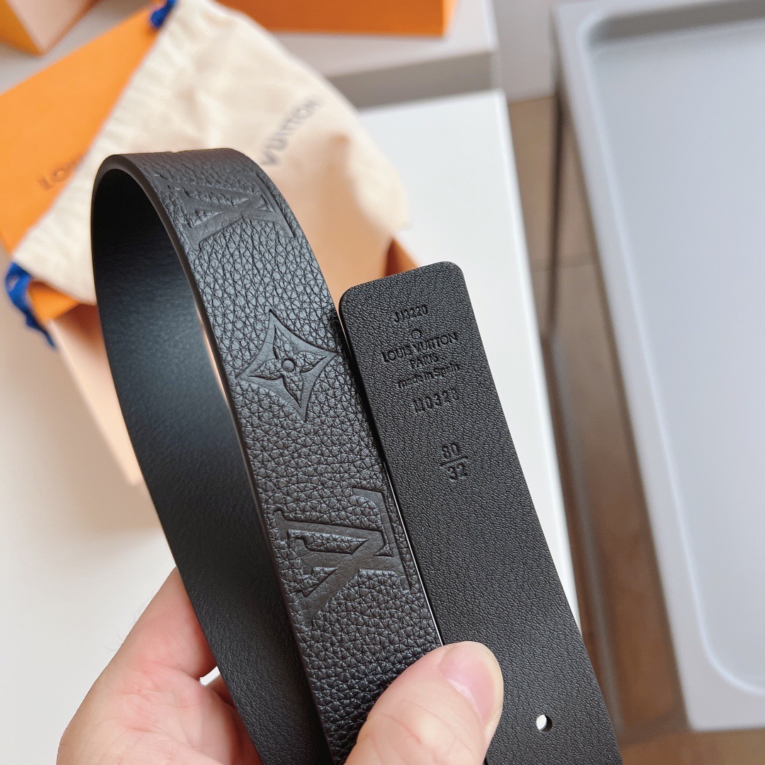 F1CD82FD-2893-4BCE-86A1-3F0B7AB22CD4