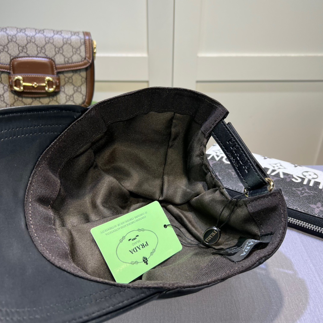 7C6EEC43-C29D-4658-BC1F-410A0A96F747