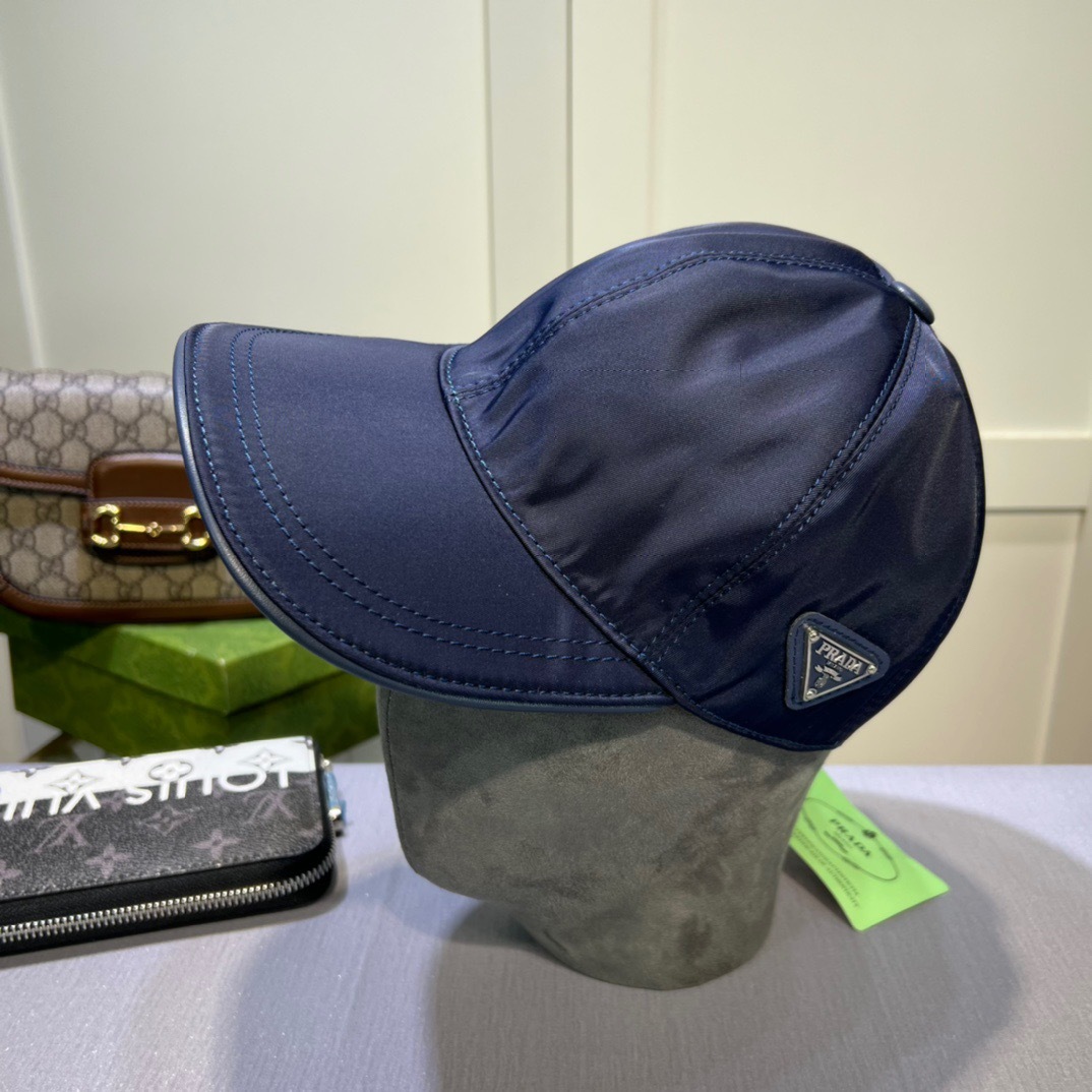 Prada baseball cap – Theluxystudio Prada baseball cap – Theluxystudio