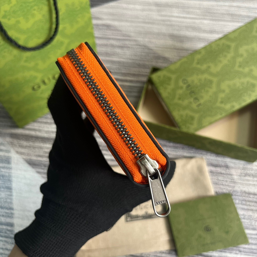 85F170A6-3EF0-4EB1-BE7D-6E5EBBFD9109