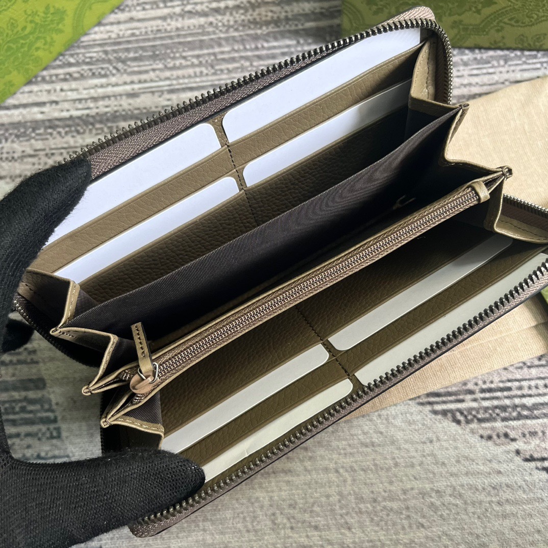 09D0C537-DFEF-40AE-99A9-BFD09DC53B45