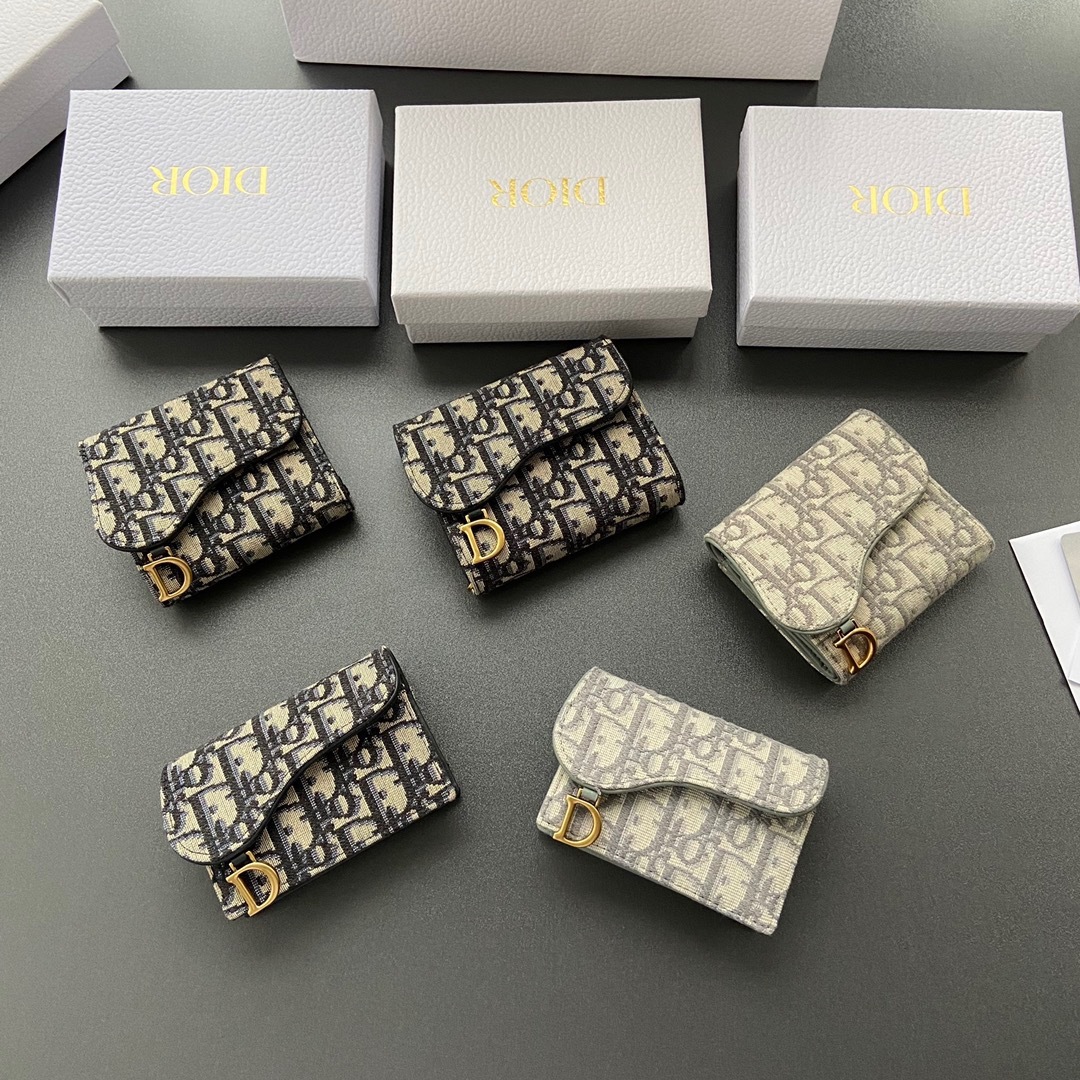 40A4B3BA-0450-49D2-854A-B18D15C9409C