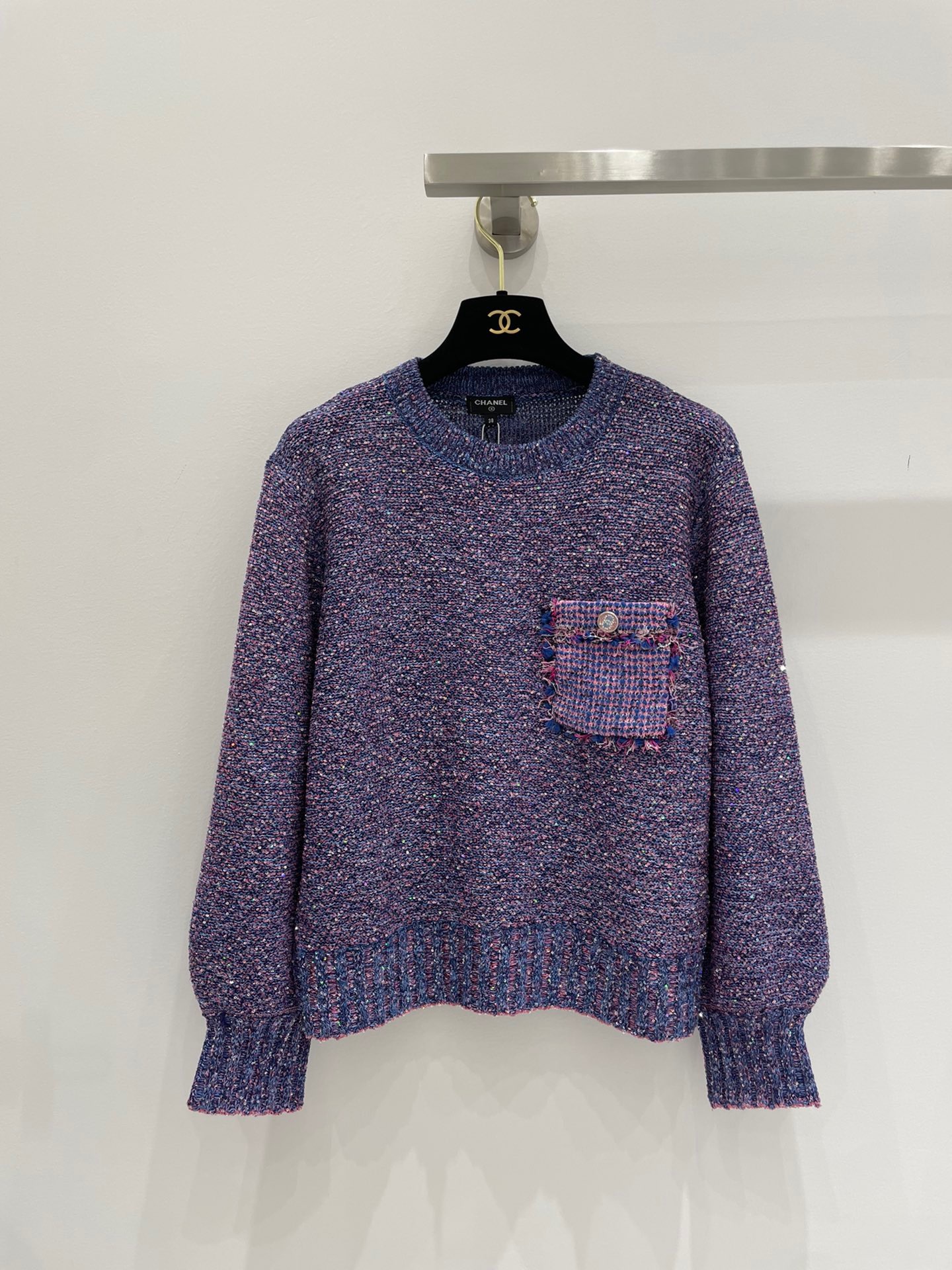 D5292730-797D-4CA9-86B7-9E1F9E20E63B