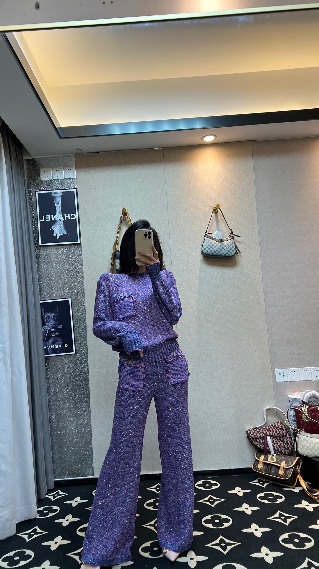 E42749B2-0798-416E-AFE0-B418B7C87996