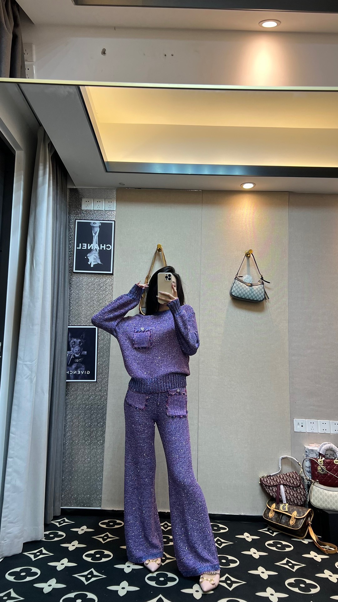 2FD5C602-1AB3-40E3-97F4-BD538A75636C