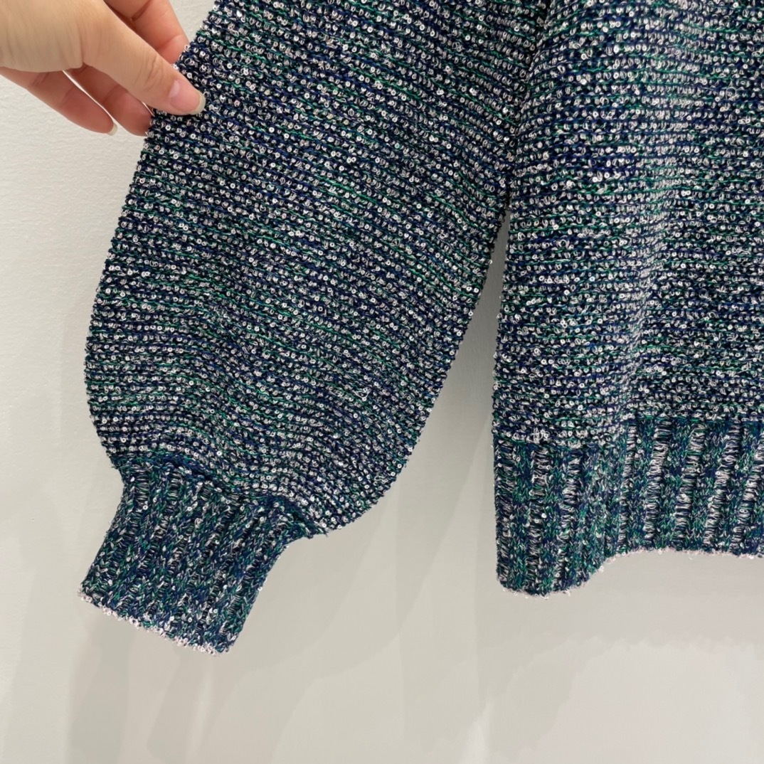 D04D243D-3D37-4813-918B-775F02B8F3F6