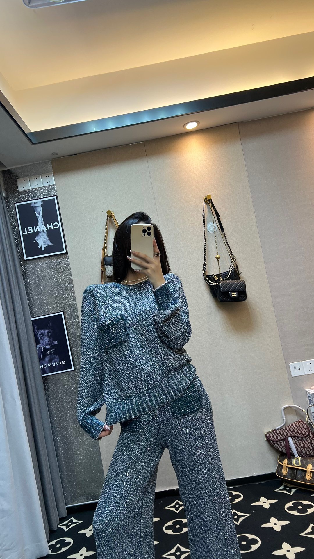 CCAA6B79-E1B4-4963-AE79-8FFA422C4C5E