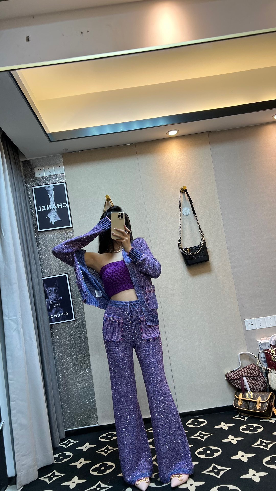 4A303D1A-466D-4318-8BC3-A6236D95CA03