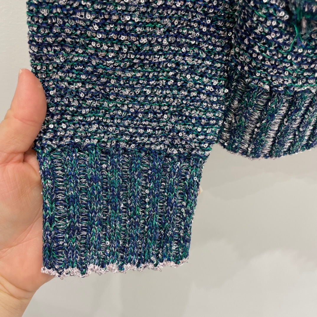 7F2F6865-74C6-4B3D-885E-36659853691D