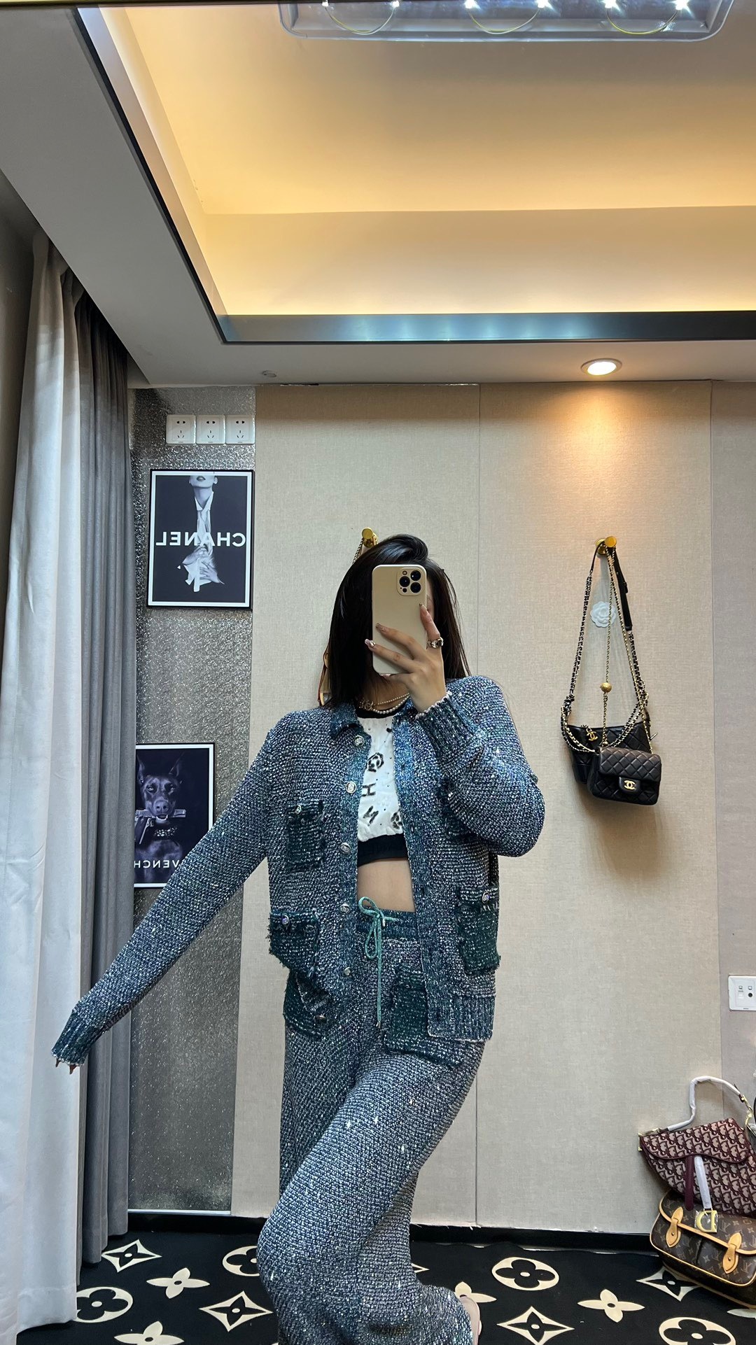 75BF2755-EAEA-4046-BF4B-B7A4D4F2BE92