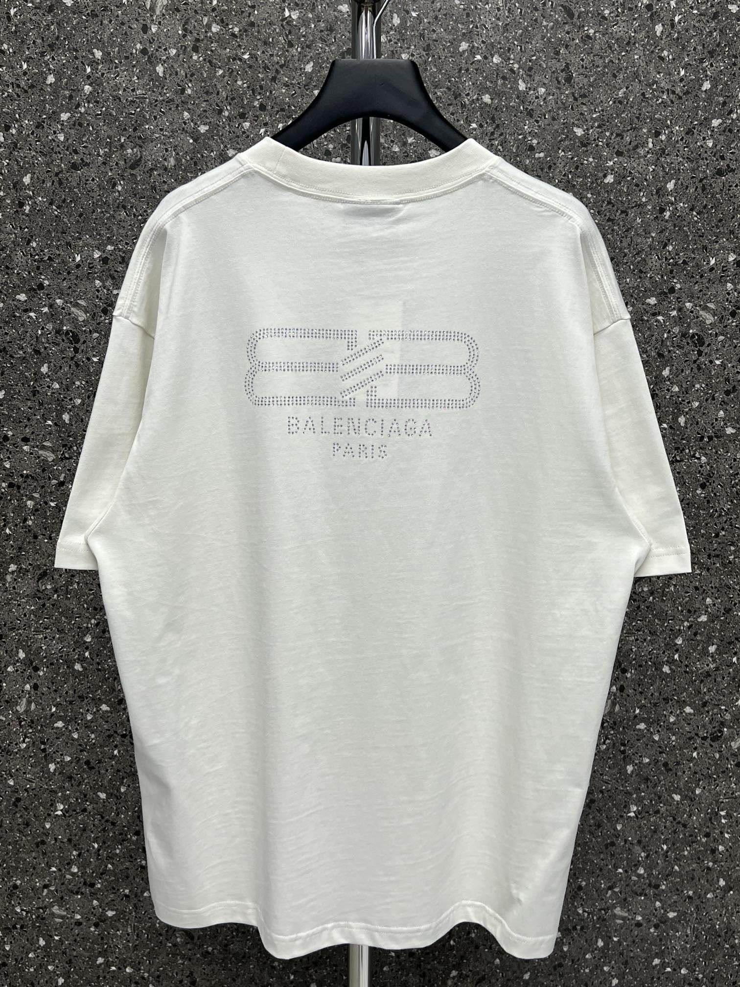 B4C308BB-31D4-4D9D-89DB-B52FEC950B8D