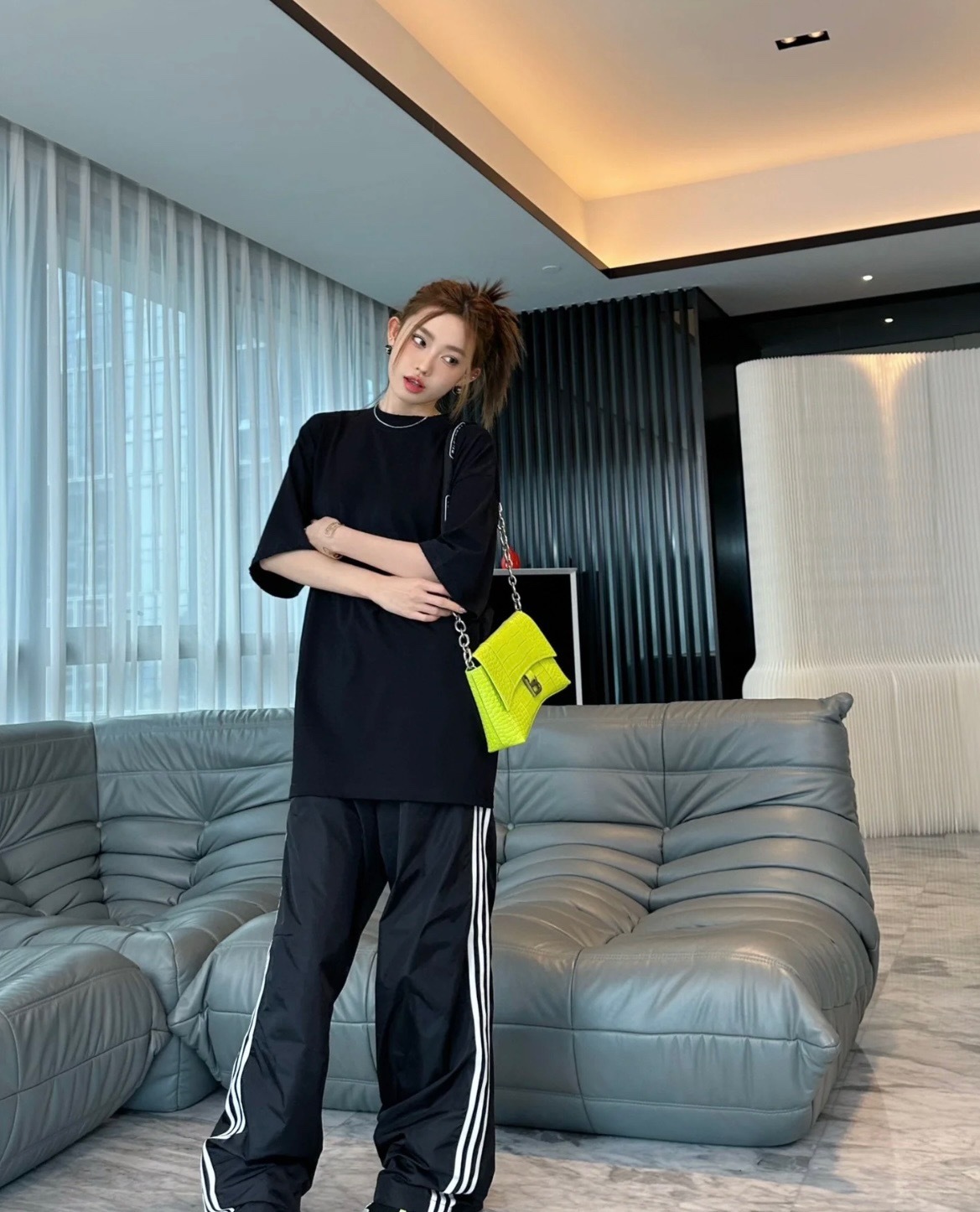 57522AB4-5009-408D-889F-7AC9CD6F8039