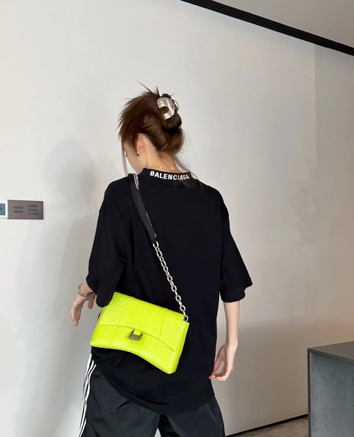 3426004D-33C6-4A5C-A165-F277042C6F8A