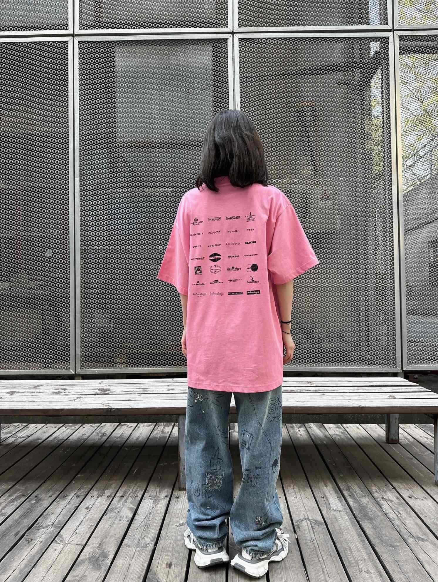 E5BAA616-C90B-4C36-B6ED-4D7CC3FF3425