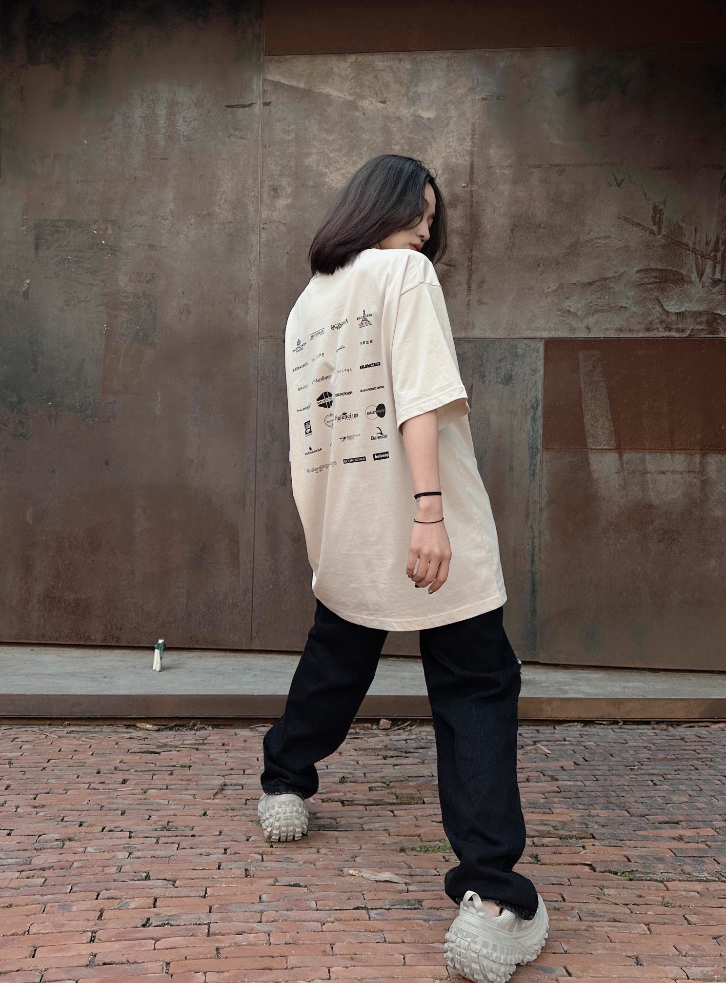 9714FA77-A0E1-4F20-9DD1-17E90C2D5BD6