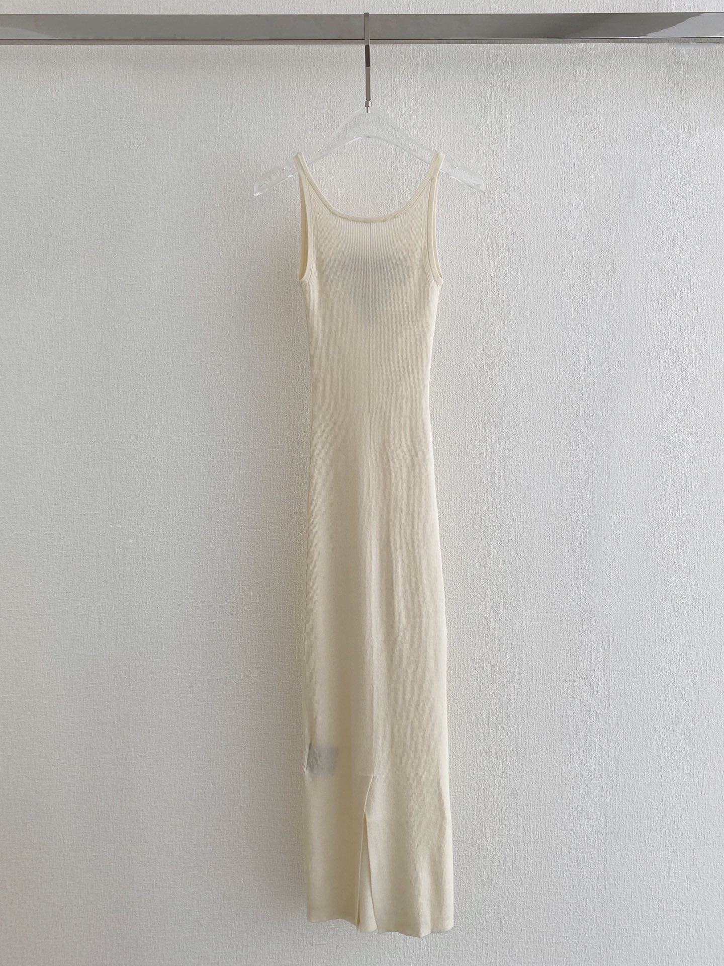 41E7E54E-1FD9-4CAE-94D1-58646B070107