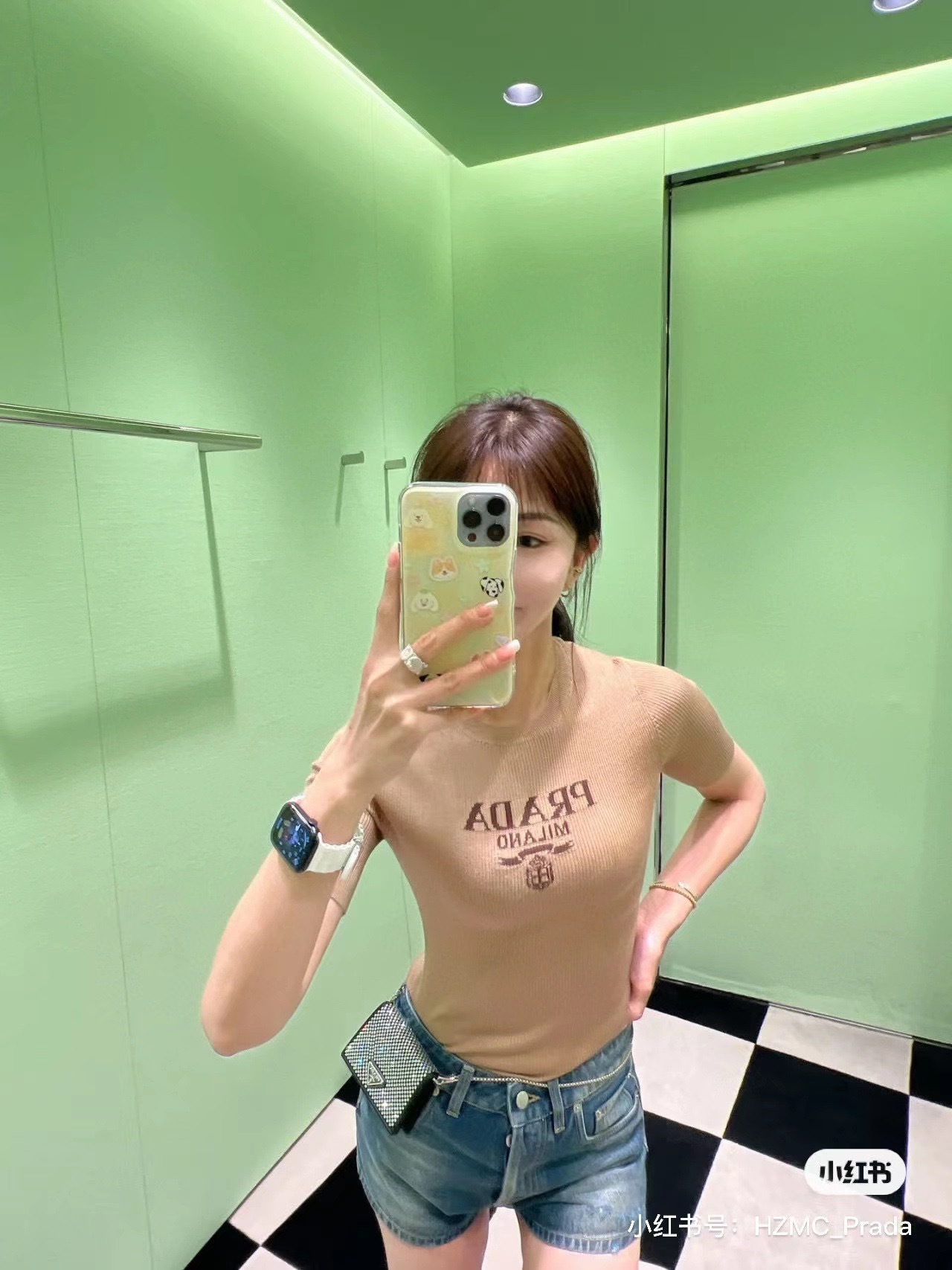 7015C36C-2952-4C58-8526-1BFE4A593E23