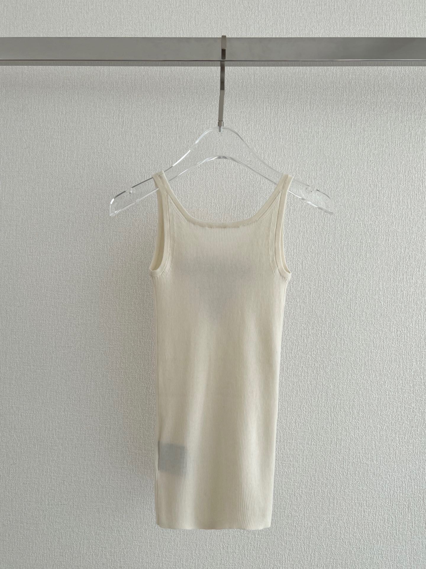 8A743F35-EF25-47F0-B11A-A8153C629630