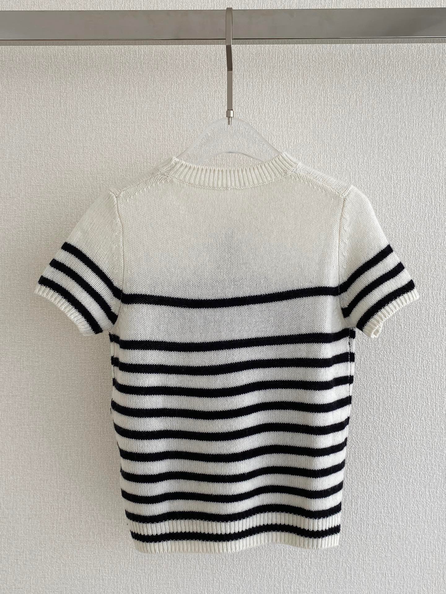 B64FC8B7-79BC-460F-840D-980D9733E91B