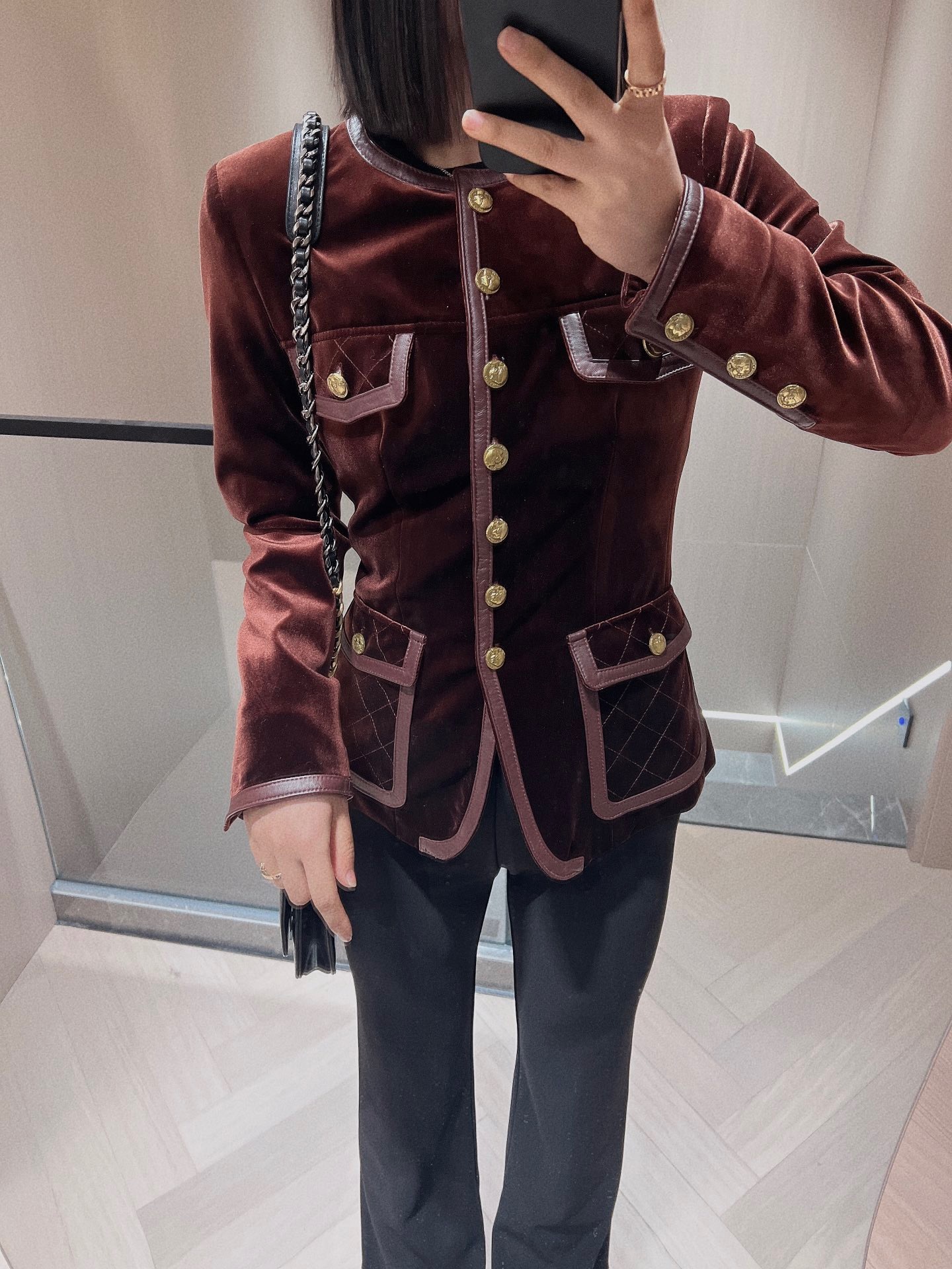 0BB1878F-49B1-4BEA-A0BA-FABC93933E8A