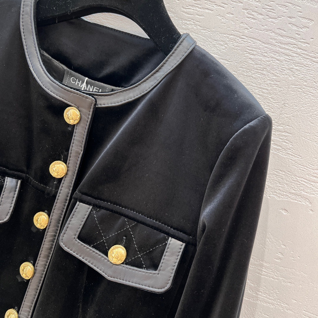 CB78D6A4-379D-4E5C-B691-5346D80B31A0