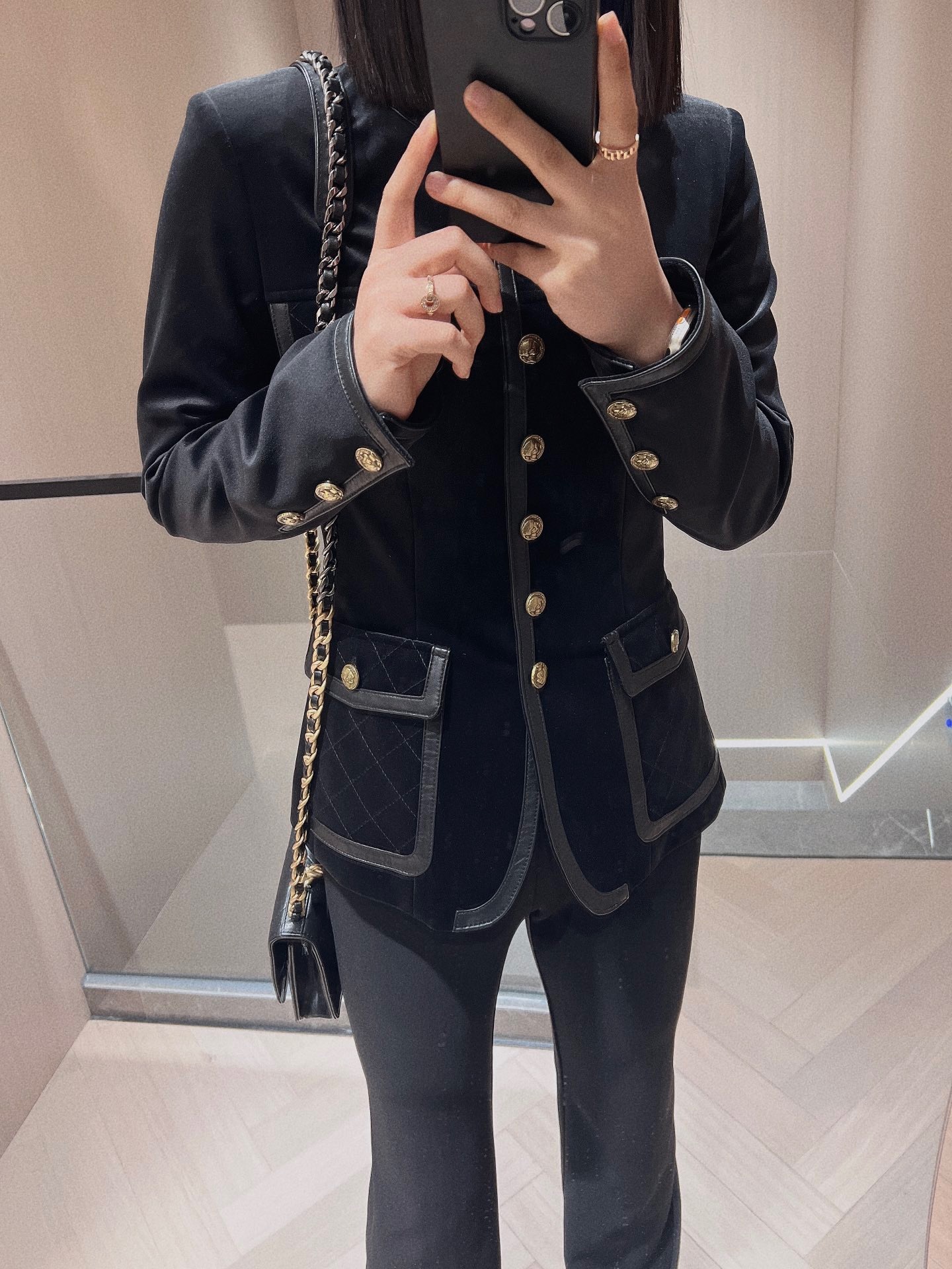 D0AC2146-EDF1-466B-94D8-D92131519C38