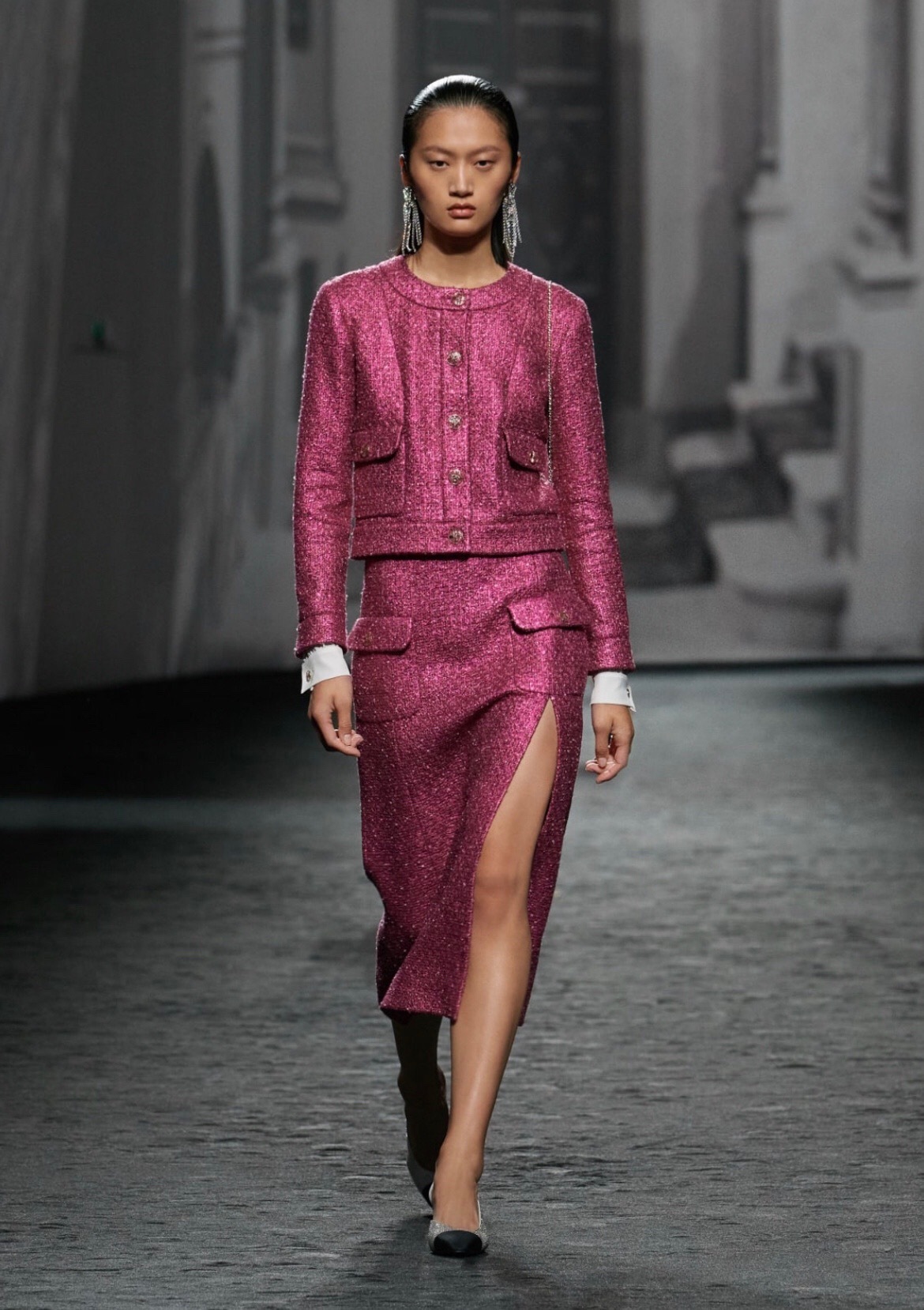 D4087DE1-1A60-464A-AB18-222C55D45C11