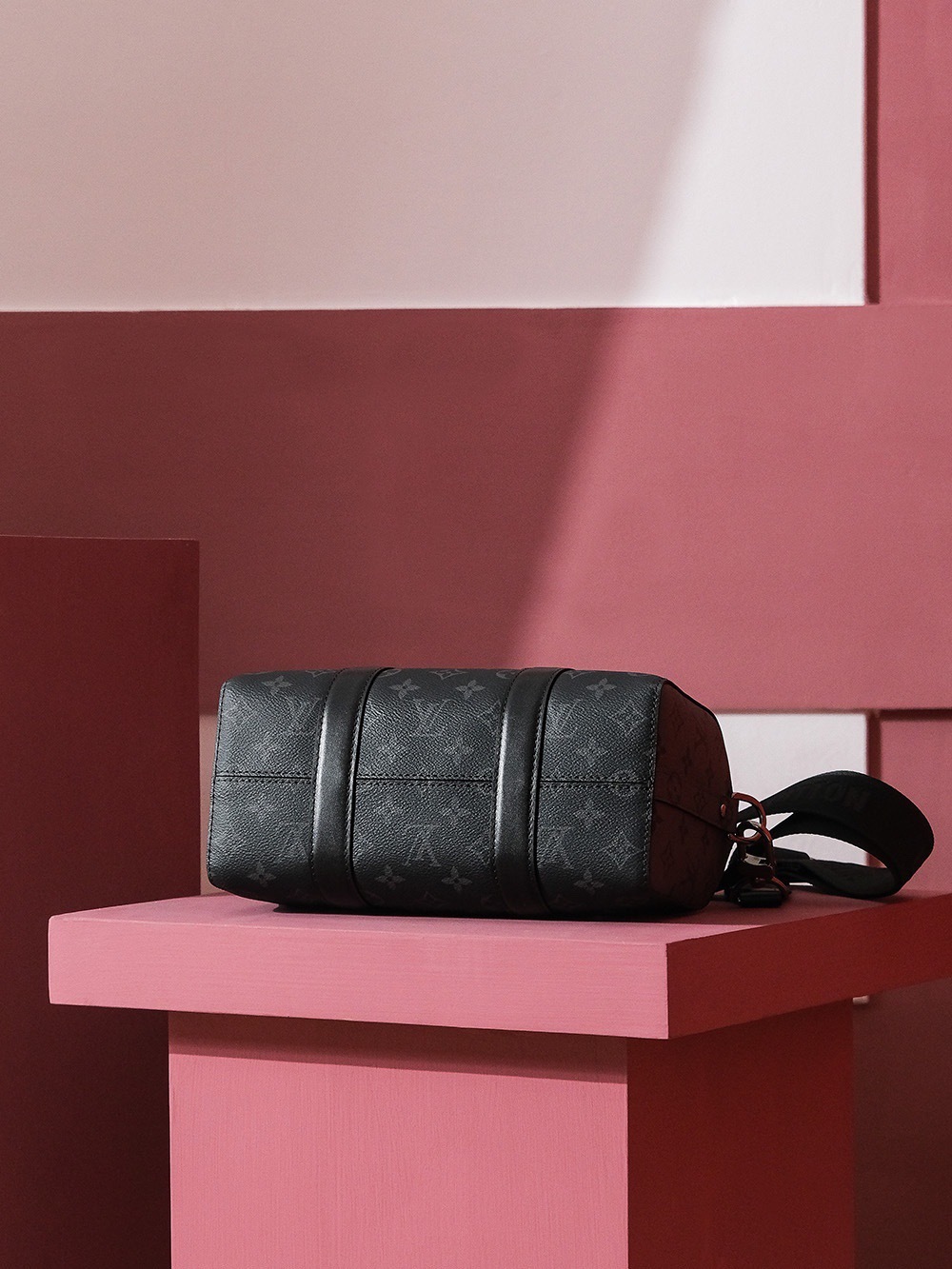 1F7DA076-0AF5-451F-B978-480C0BDB85FE