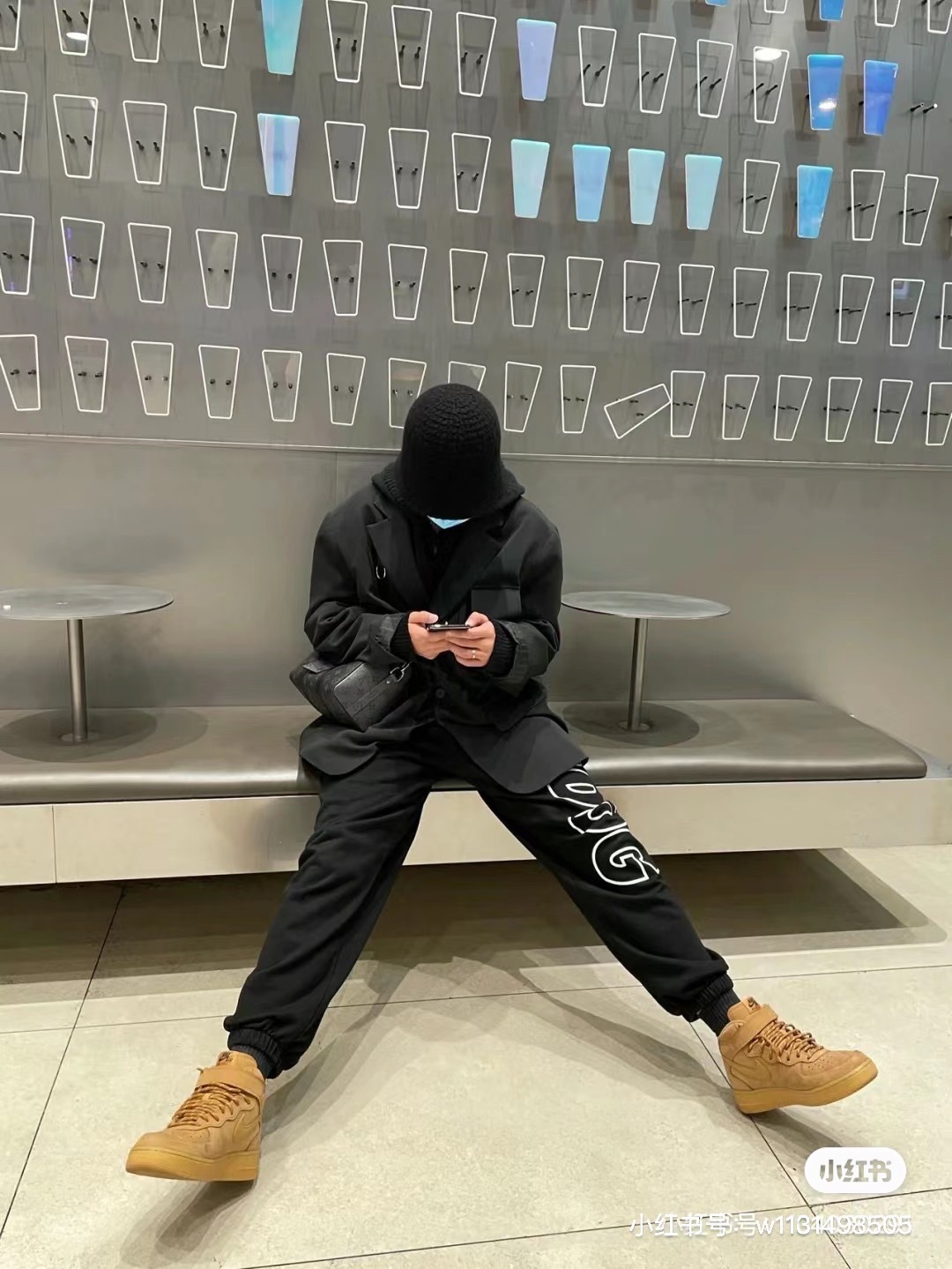 1A6036BC-40C7-44BB-A59D-15115F5D6FB7