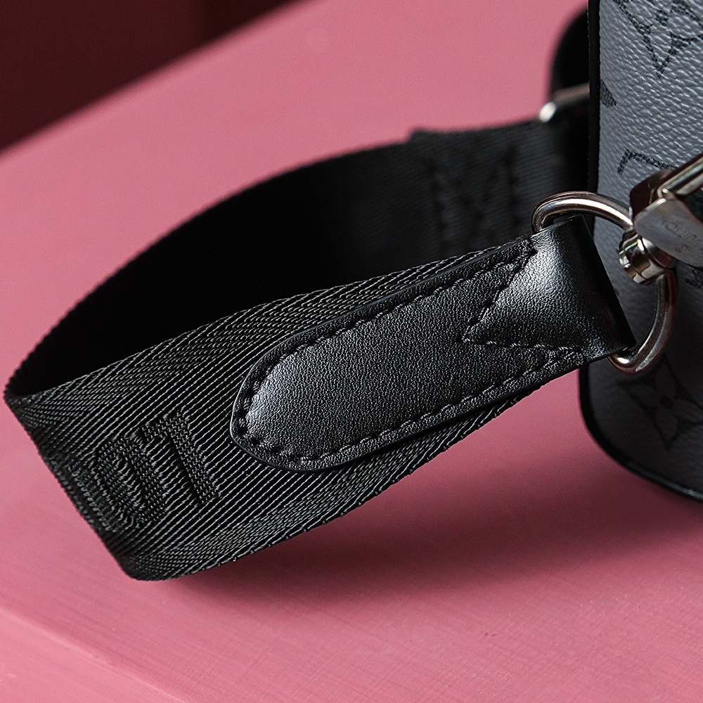 4DD2070C-3EA7-460D-89C5-DA7EFAD284AB