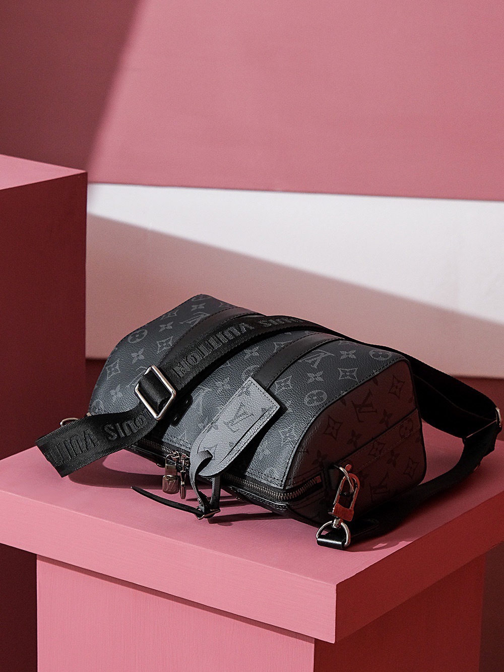 EE052E5E-174F-4588-B74B-0377EA284DB6