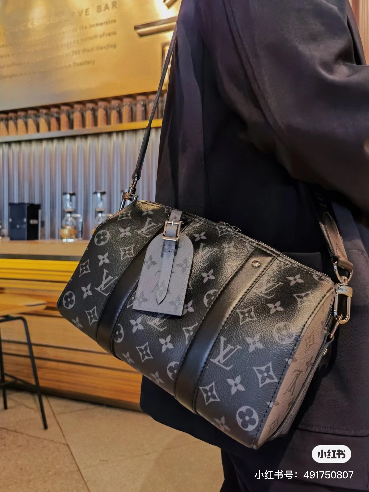 D444A07B-565E-4E95-9175-734F8D5917EC