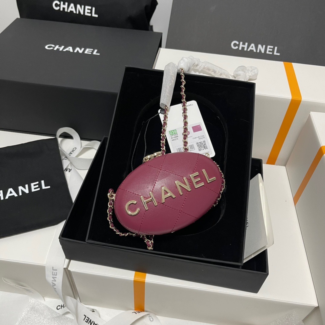 EE387D78-F2F8-467B-9AF5-7FB936E60159