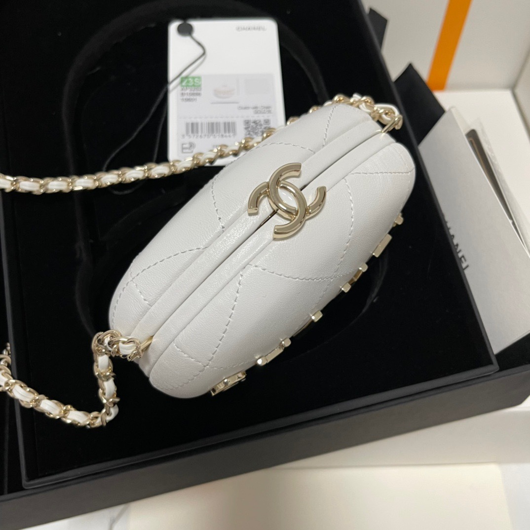 4531AD82-9ACC-471F-B2F2-BC12483F1473