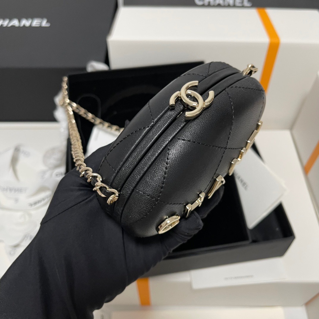 1CD3EBAE-046F-4B3C-83DC-CD2546249812