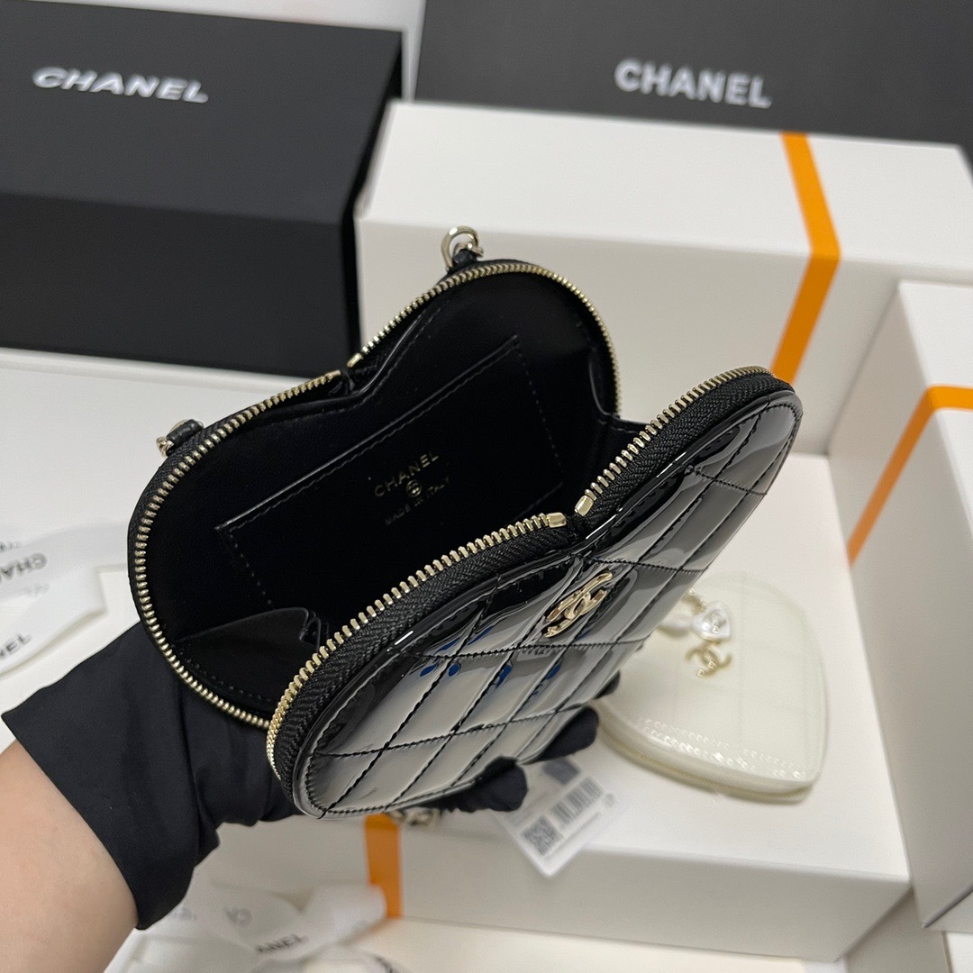 951A22D7-E4E2-417C-956B-70BCD25CB218