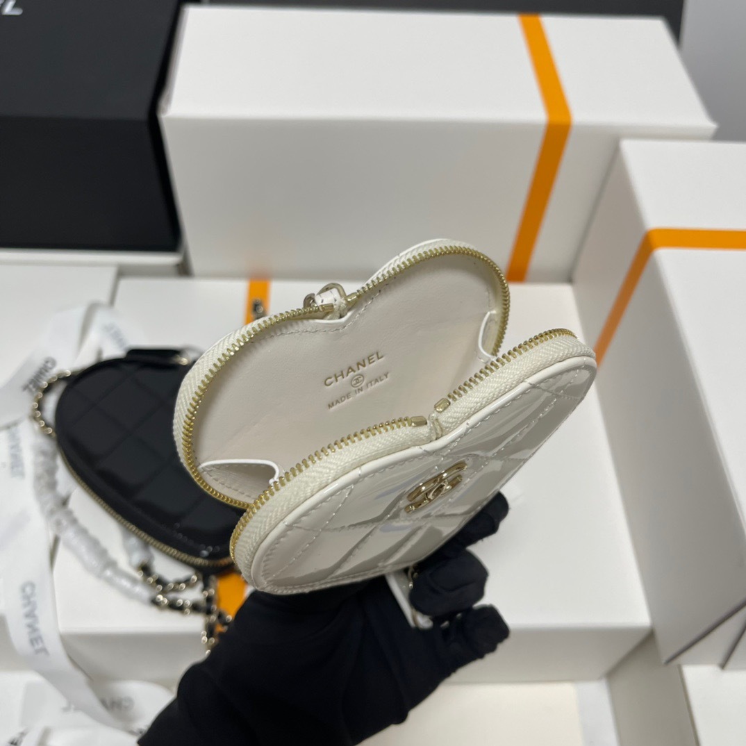 FD58C733-5E9C-4E2B-8C00-D8B2F4D5F031