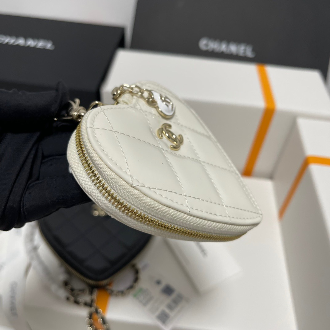 CE481B32-AEEC-4DD9-94B0-26FEEE3A523B